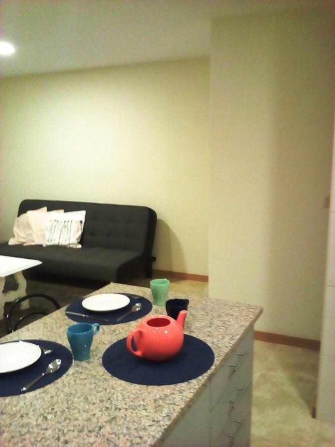 Portus Ribeira House *